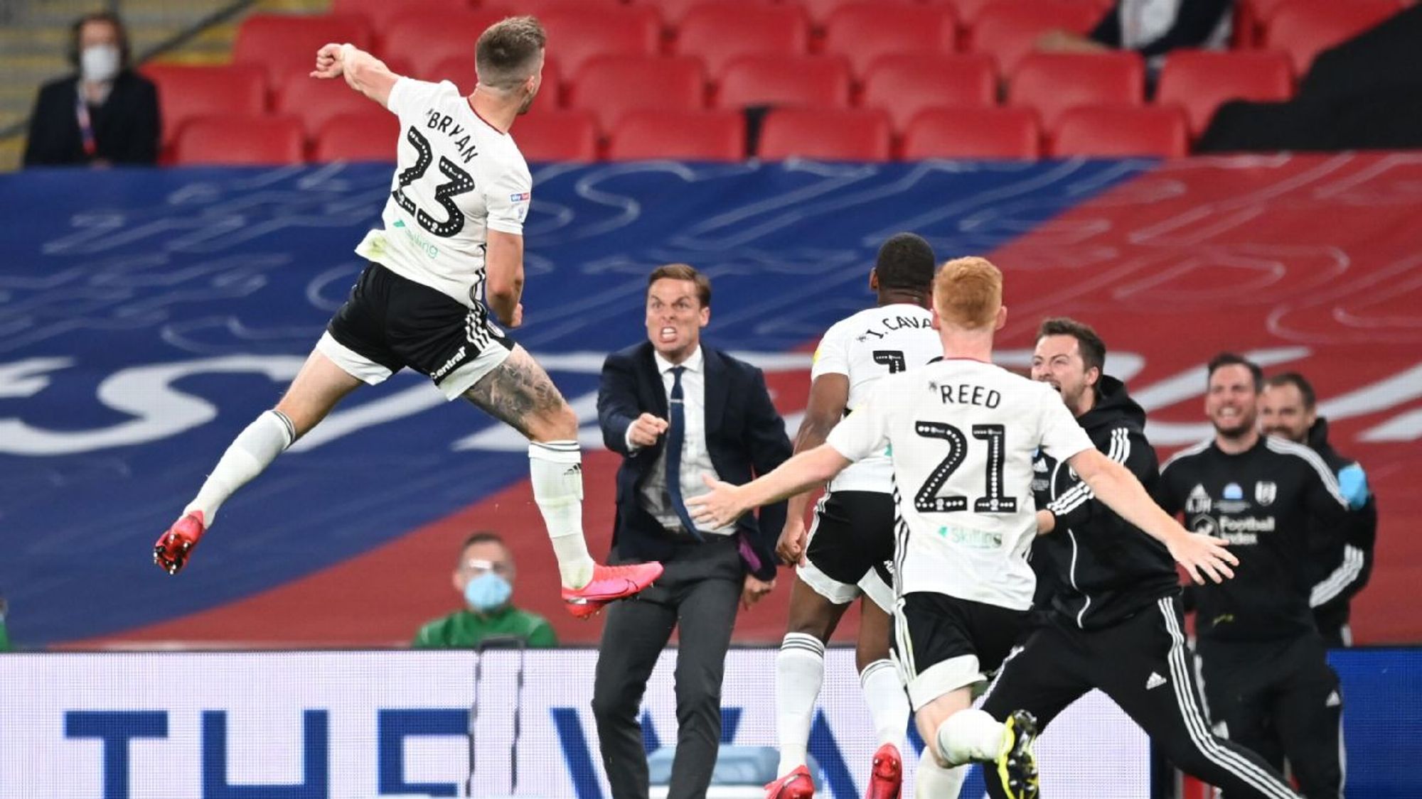 霍伊伦面临 霍伊伦面临